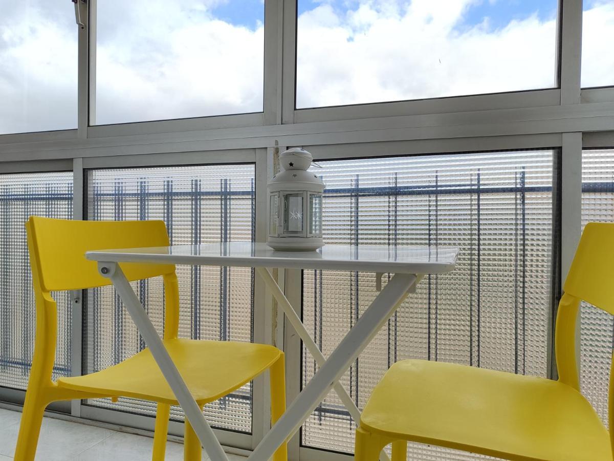 Diseno Y Relax Apartamento De Dos Habitaciones Cerca De La Playa Малага Екстериор снимка
