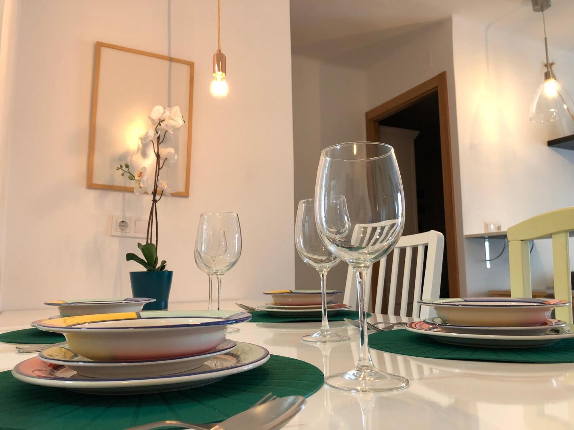 Diseno Y Relax Apartamento De Dos Habitaciones Cerca De La Playa Малага Екстериор снимка