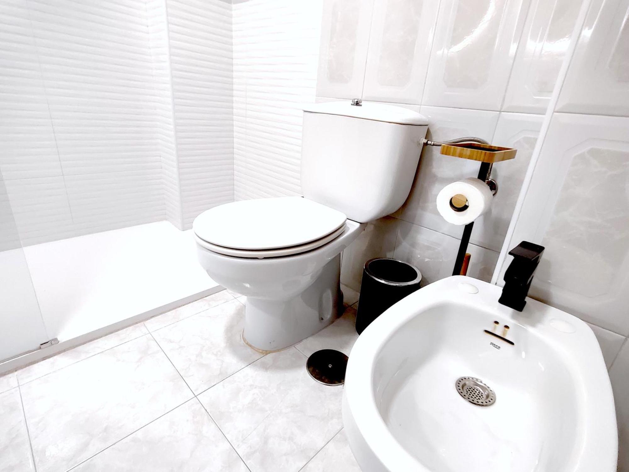Diseno Y Relax Apartamento De Dos Habitaciones Cerca De La Playa Малага Екстериор снимка